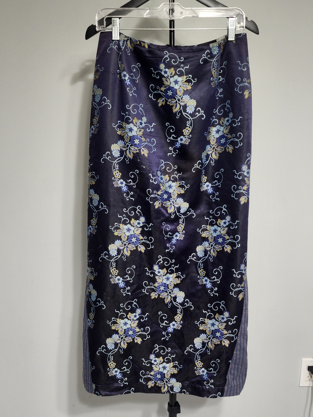 Unique Vintage Oilily Floral Embroidered Maxi Skirt 38 Navy Brocade Stripe back